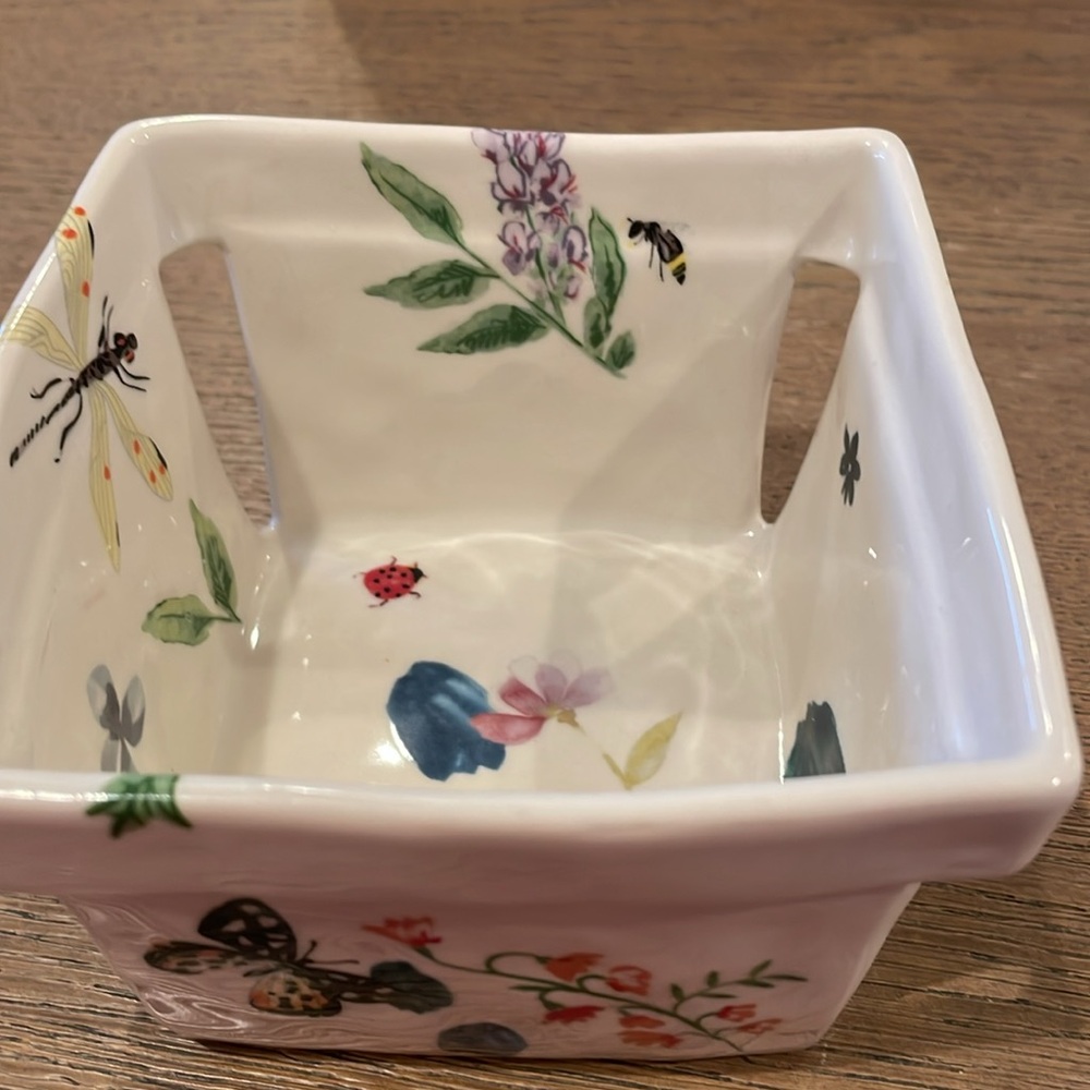 Anthropologie Monarch Berry Basket, NWOT - Picture 2 of 7